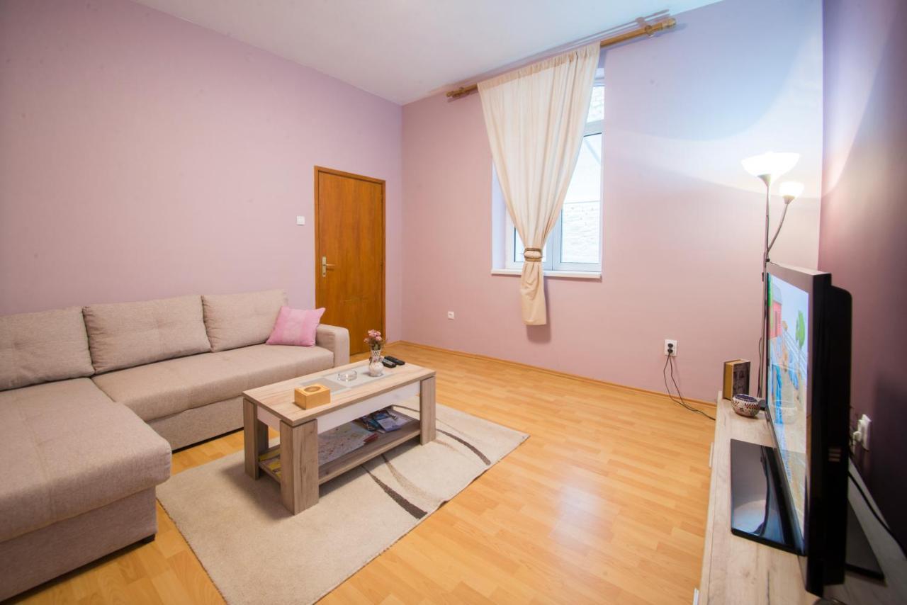 ベオグラードSasa Houseアパートメント エクステリア 写真